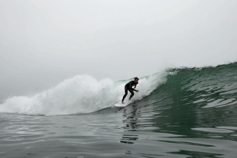 PRS surfers in action: above, Owen Levesque (21) and below, Keenan Walsh (22). Click on photos for GIF movies.